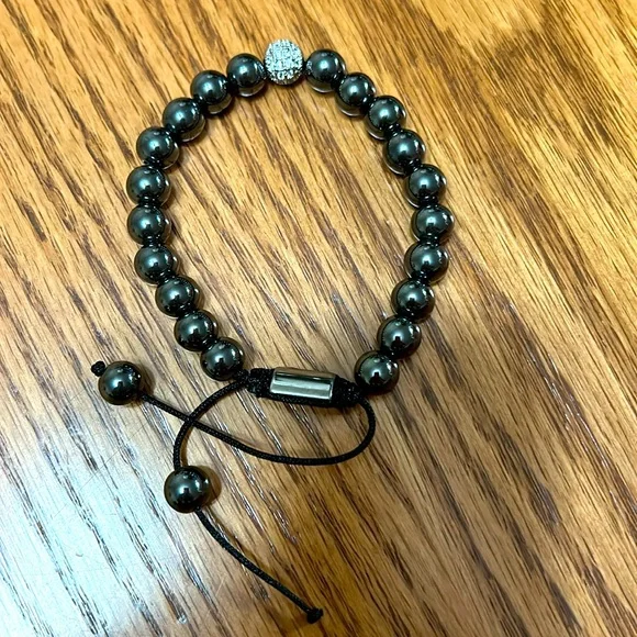 Hematite bracelet with pave crystal bead. NWOT. Comes in box. - Picture 4 of 4
